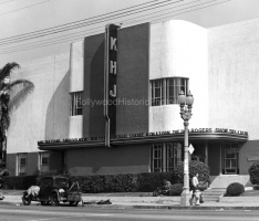 KHJ Radio Studios 1945